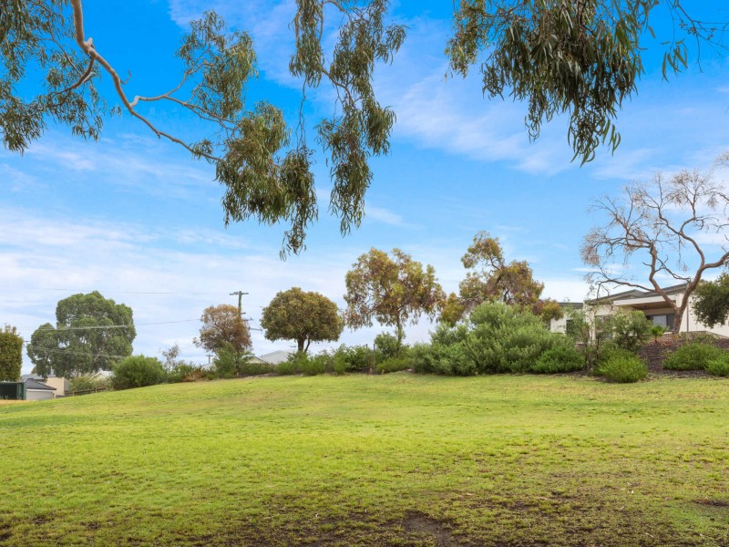 13 HAWKINS STREET, Embleton WA 6062