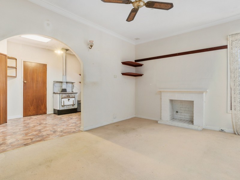 13 HAWKINS STREET, Embleton WA 6062