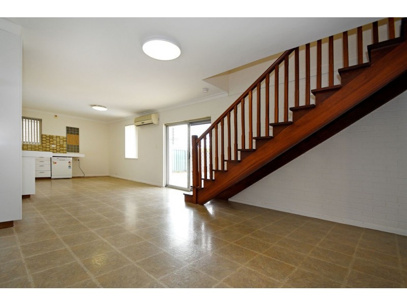 12 SEYMOUR AVENUE, Dianella WA 6059