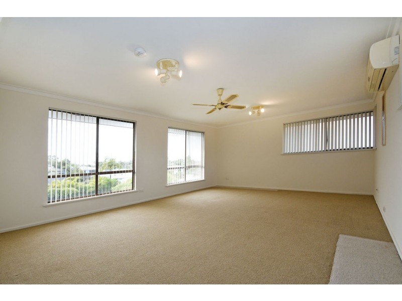 12 SEYMOUR AVENUE, Dianella WA 6059