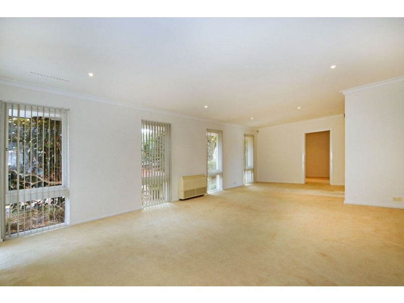 12 SEYMOUR AVENUE, Dianella WA 6059