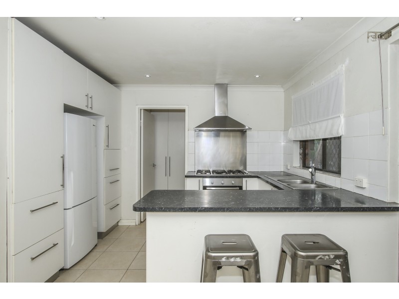 18 ROXWELL WAY, Girrawheen WA 6064