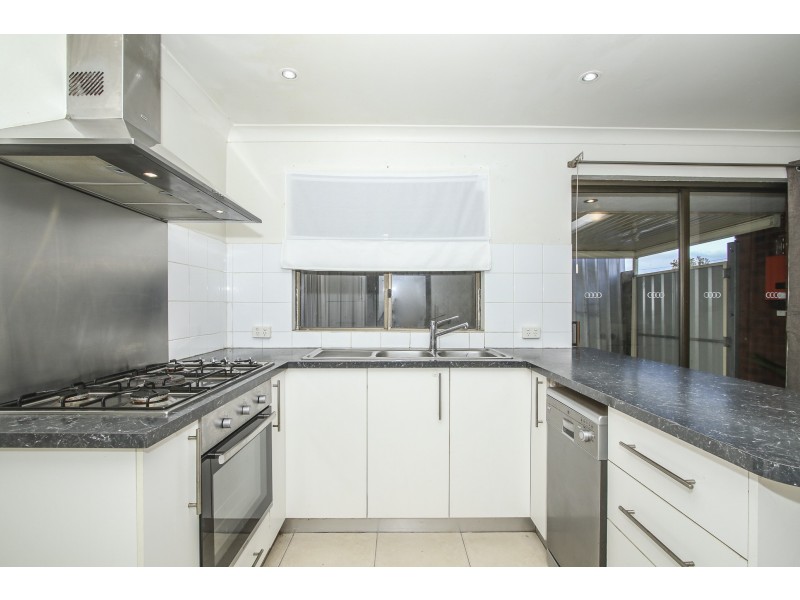 18 ROXWELL WAY, Girrawheen WA 6064