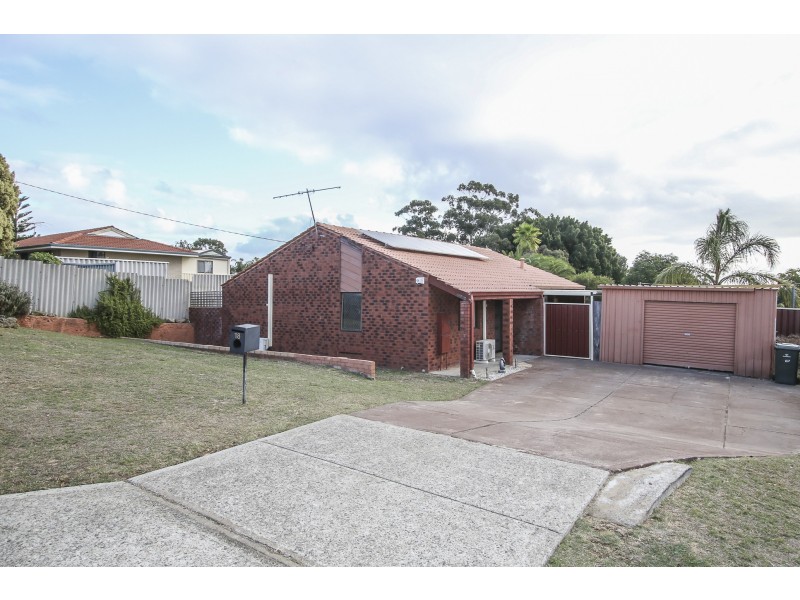18 ROXWELL WAY, Girrawheen WA 6064