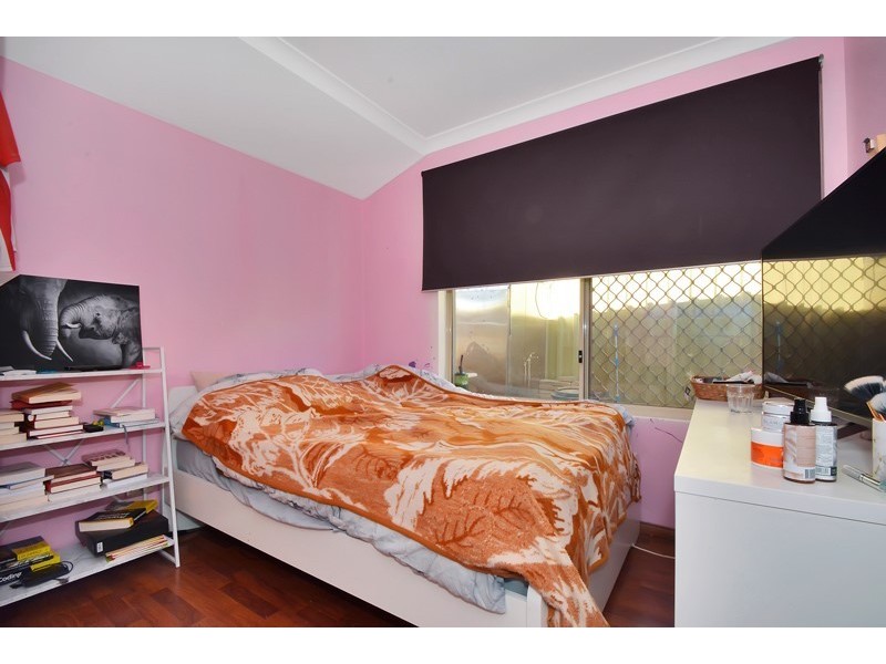 34 BERKLEY ROAD, Marangaroo WA 6064