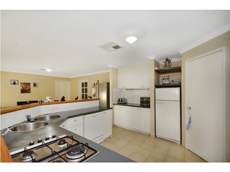 19 Rocklea Crescent, Ellenbrook WA 6069