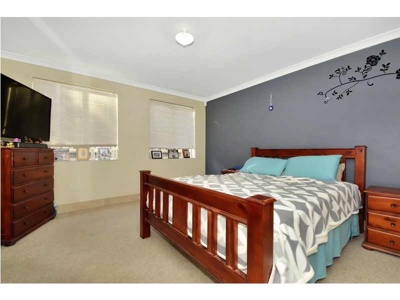 19 Rocklea Crescent, Ellenbrook WA 6069