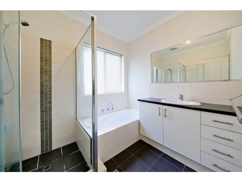 3/11 Bolton Way, Darch WA 6065