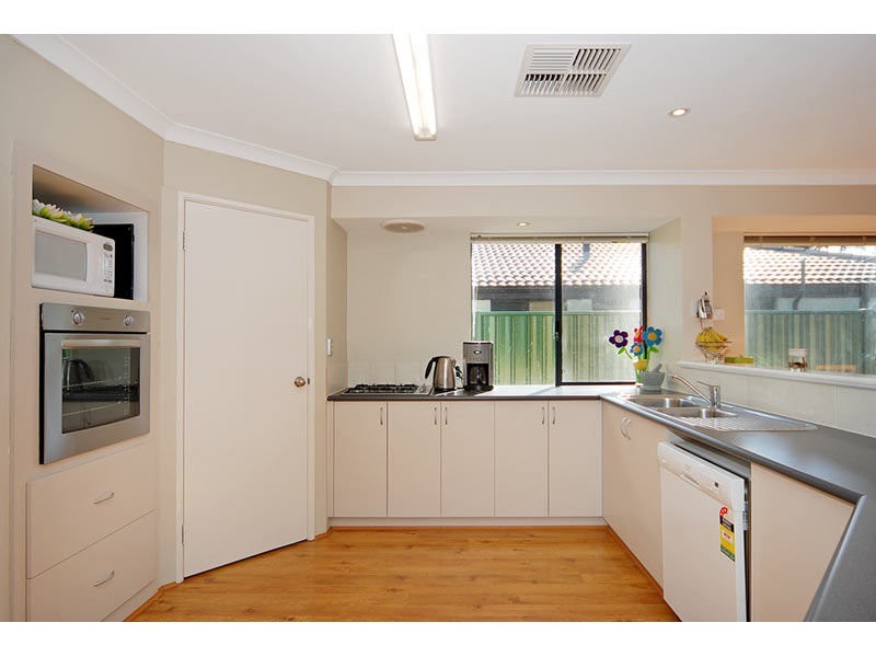 19 James Gilmour Way, Darch WA 6065