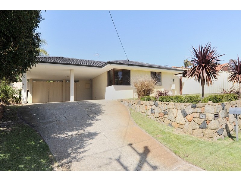 76 DARLEY CIRCLE, Bull Creek WA 6149