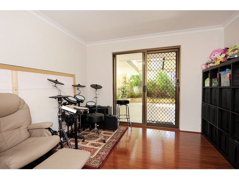 76 DARLEY CIRCLE, Bull Creek WA 6149