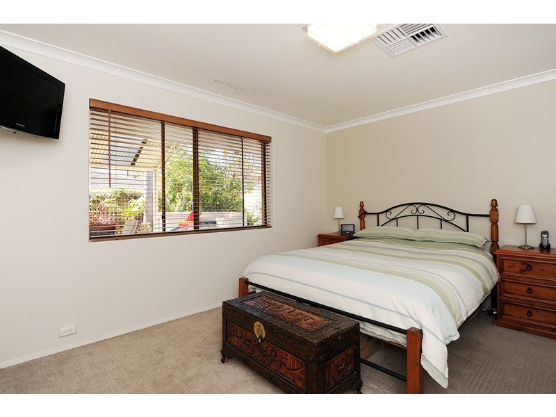 76 DARLEY CIRCLE, Bull Creek WA 6149