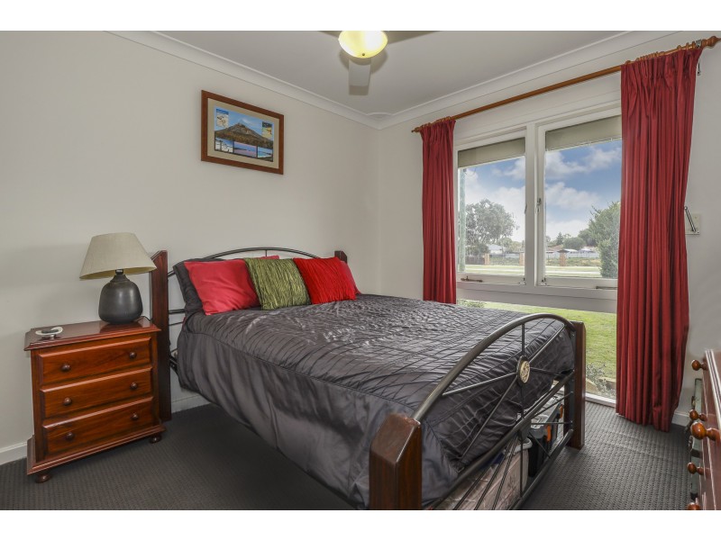 214 MARANGAROO DRIVE, Girrawheen WA 6064