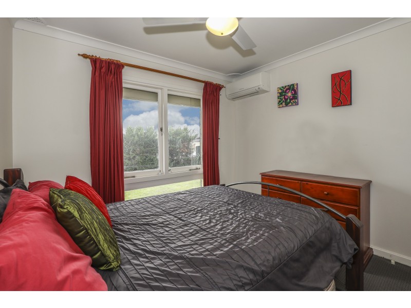 214 MARANGAROO DRIVE, Girrawheen WA 6064