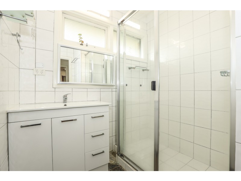 214 MARANGAROO DRIVE, Girrawheen WA 6064