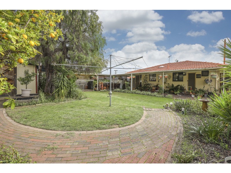 214 MARANGAROO DRIVE, Girrawheen WA 6064