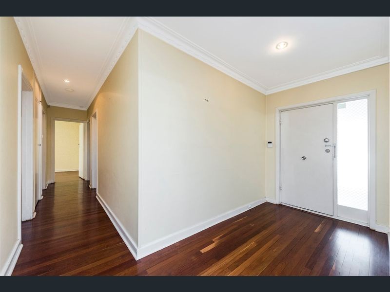 32 HOMER STREET, Dianella WA 6059