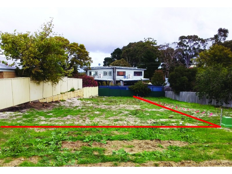 1 BROMLEY STREET, Embleton WA 6062