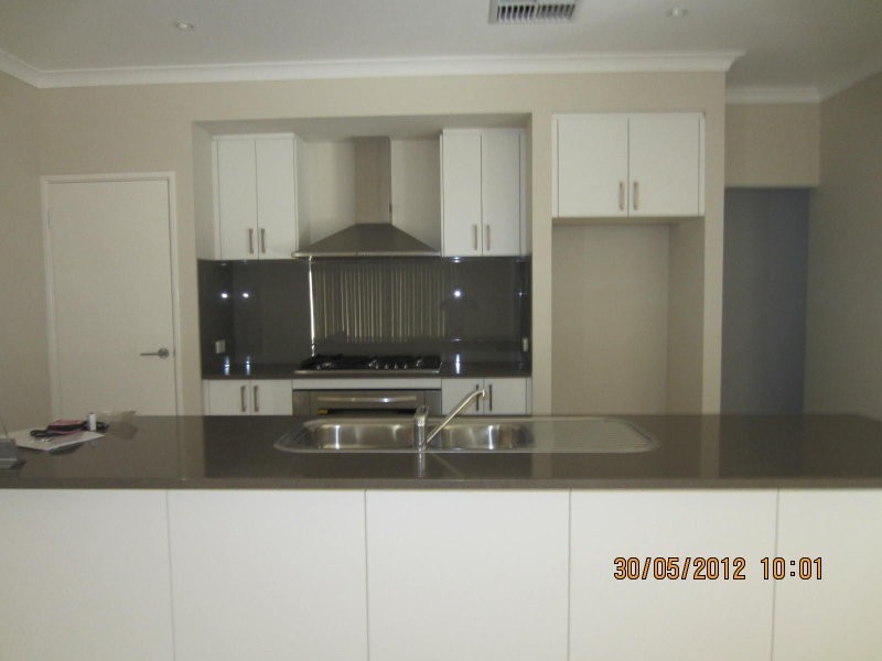 7 Vivante Loop, Landsdale WA 6065