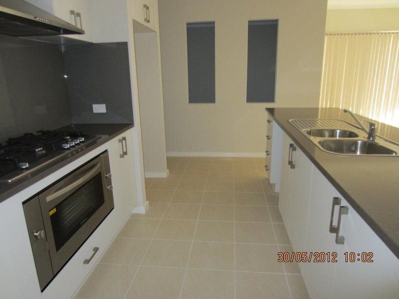 7 Vivante Loop, Landsdale WA 6065