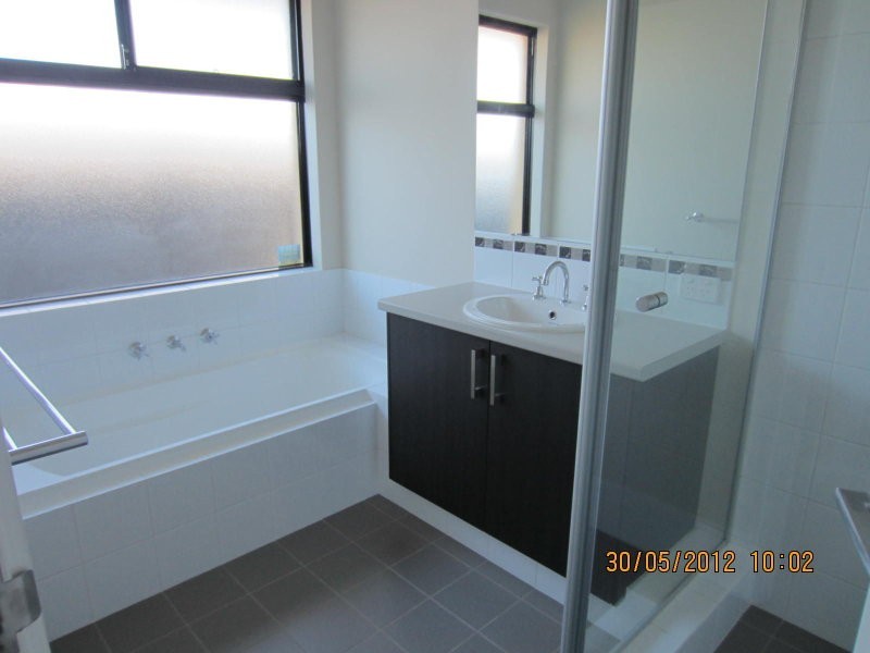 7 Vivante Loop, Landsdale WA 6065