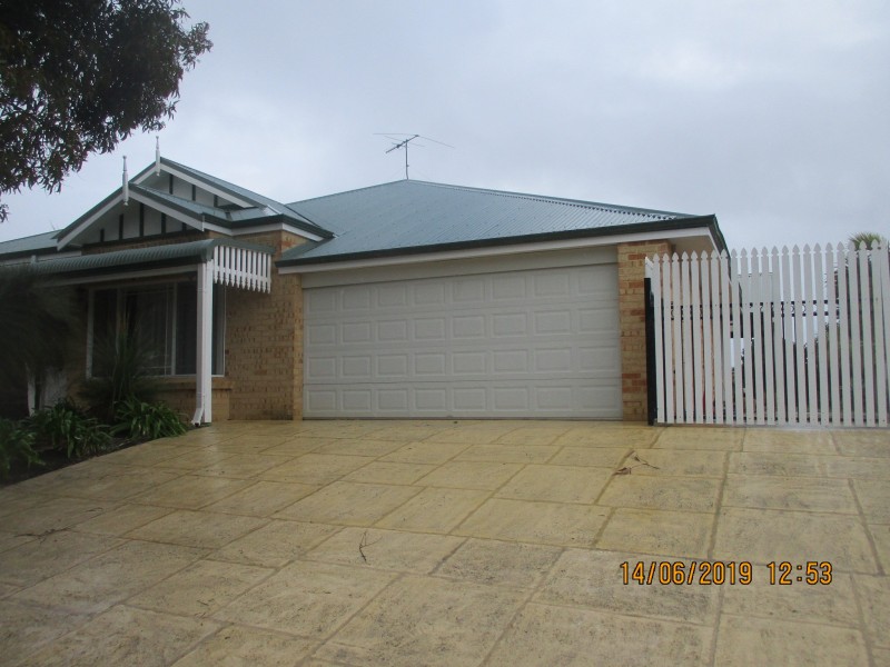 9 JAMES SPIERS DRIVE, Wanneroo WA 6065