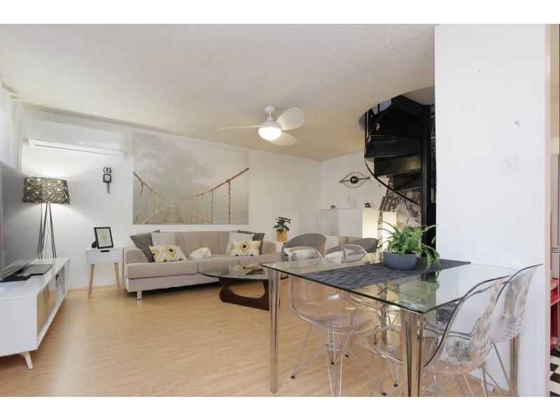 5/246 Flinders Street, Yokine WA 6060