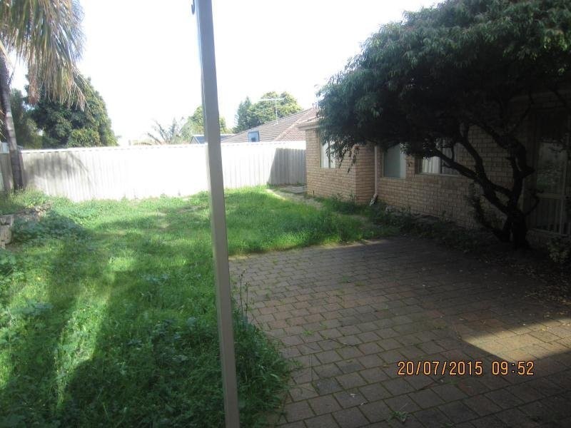 24 Vista Parade, Ballajura WA 6066