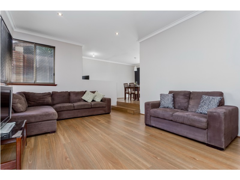 215 ALEXANDER DRIVE, Alexander Heights WA 6064