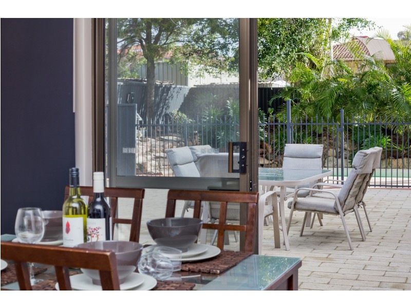 215 ALEXANDER DRIVE, Alexander Heights WA 6064