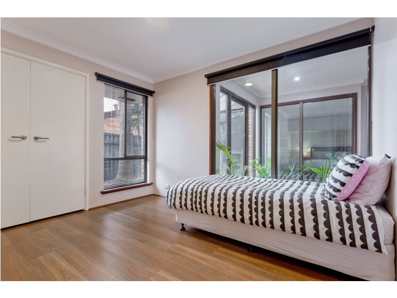 215 ALEXANDER DRIVE, Alexander Heights WA 6064