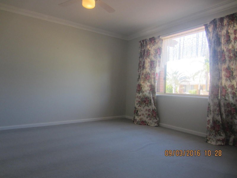 32 Ellenbrae Place, Marangaroo WA 6064