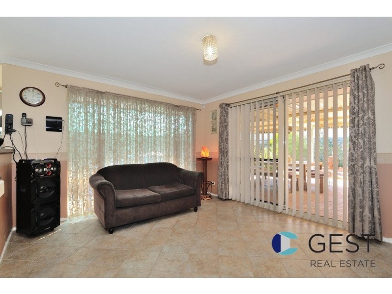 12 SHERBROOKE RETREAT, Ellenbrook WA 6069