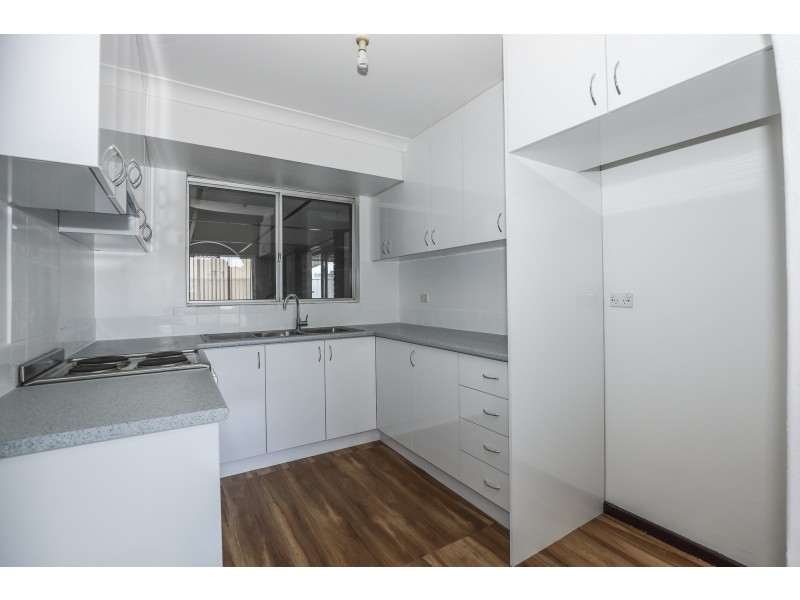 30 Buntine Way, Girrawheen WA 6064