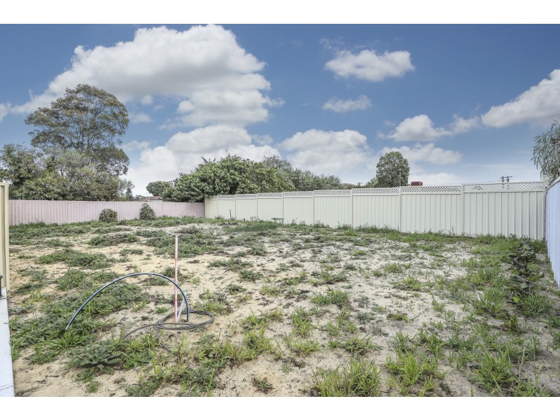 30 Buntine Way, Girrawheen WA 6064