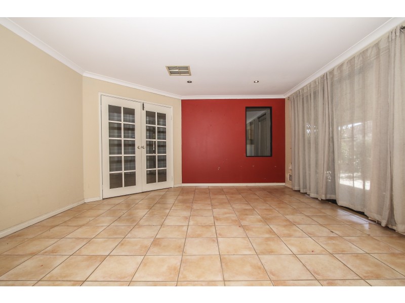 15 TIPUANA MEWS, Ellenbrook WA 6069