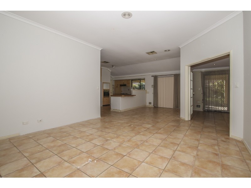 15 TIPUANA MEWS, Ellenbrook WA 6069