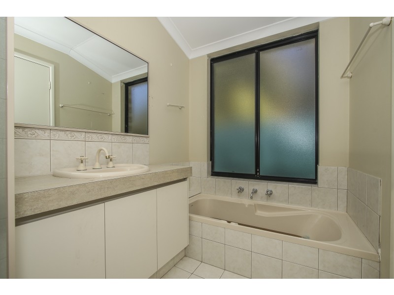 15 TIPUANA MEWS, Ellenbrook WA 6069