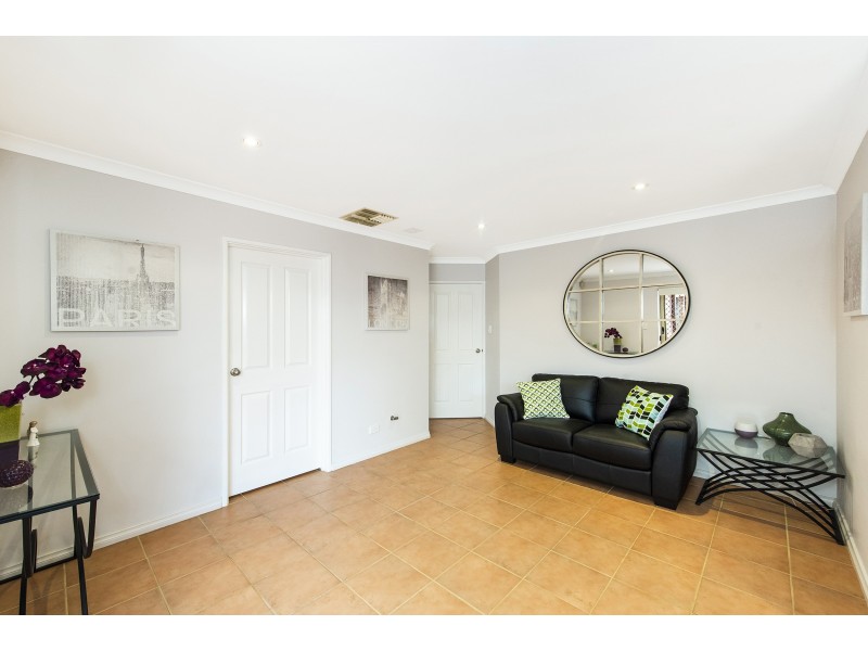 1/62 Moulden Avenue, Yokine WA 6060