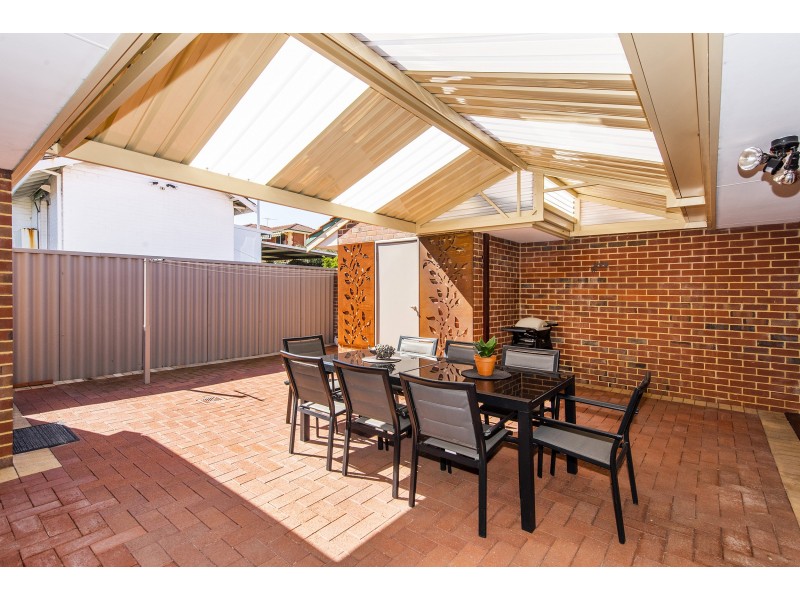 1/62 Moulden Avenue, Yokine WA 6060