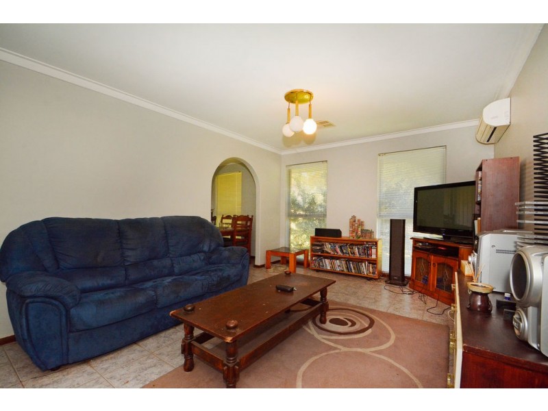 77 TOODYAY ROAD, Middle Swan WA 6056