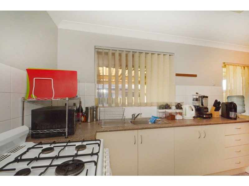 77 TOODYAY ROAD, Middle Swan WA 6056