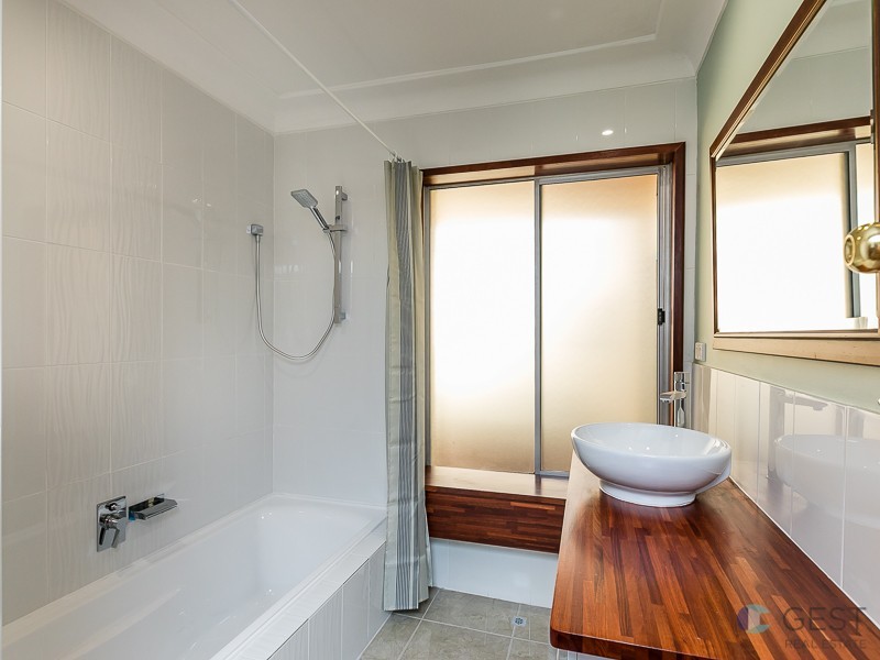 3 SALISBURY ROAD, Beechboro WA 6063