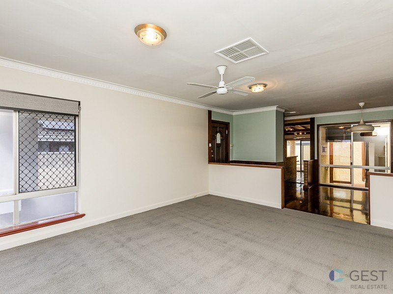 3 SALISBURY ROAD, Beechboro WA 6063