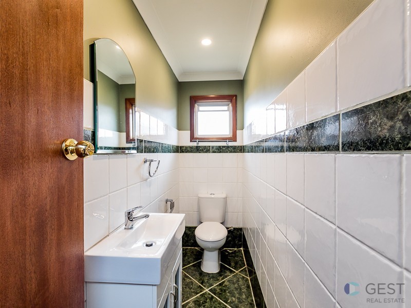 3 SALISBURY ROAD, Beechboro WA 6063