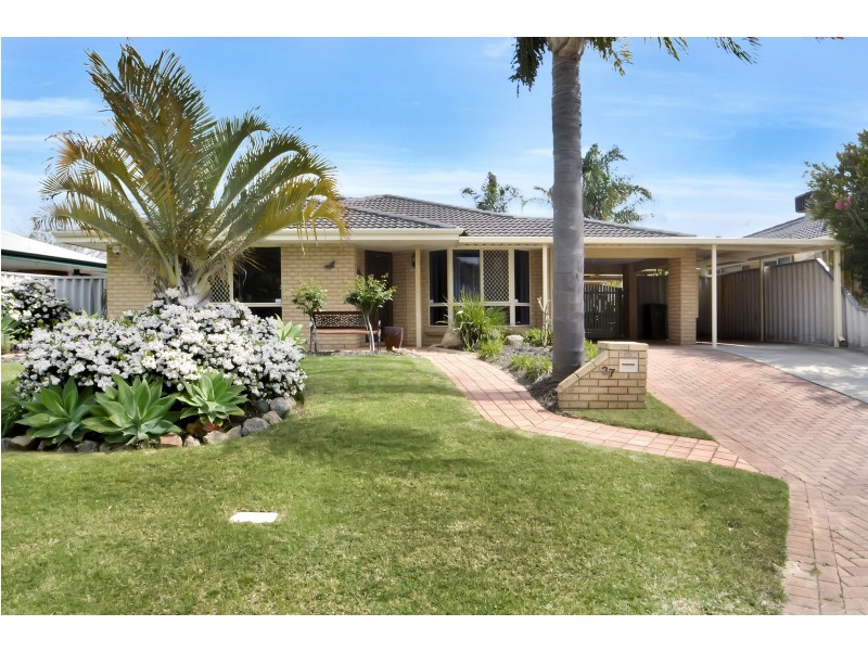 27 ENDERBY COURT, Ballajura WA 6066