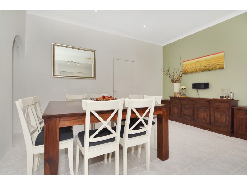 27 ENDERBY COURT, Ballajura WA 6066