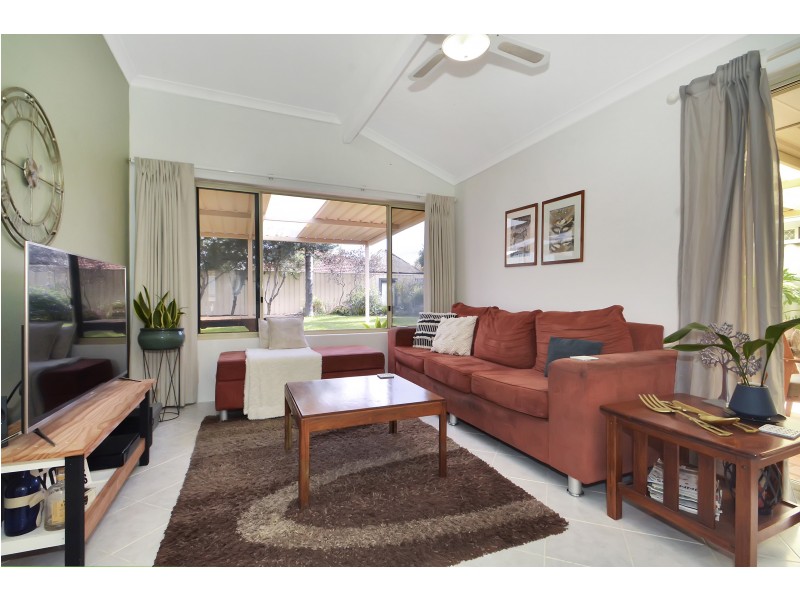 27 ENDERBY COURT, Ballajura WA 6066