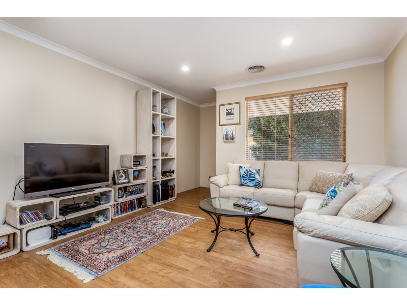 3A VALENCIA COURT, Alexander Heights WA 6064