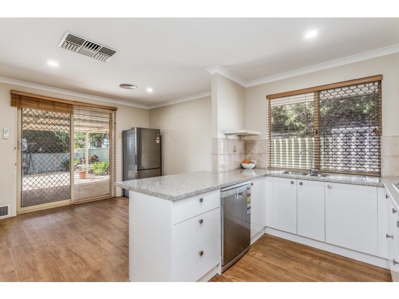 3A VALENCIA COURT, Alexander Heights WA 6064